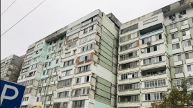 Un bărbat a intenționat să se arunce în gol de la balconul unui bloc din Chișinău